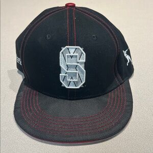 Chicago White Sox Baseball Cap with City Skyline
